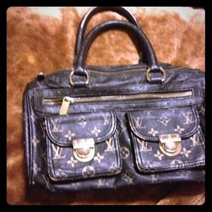 LV purse