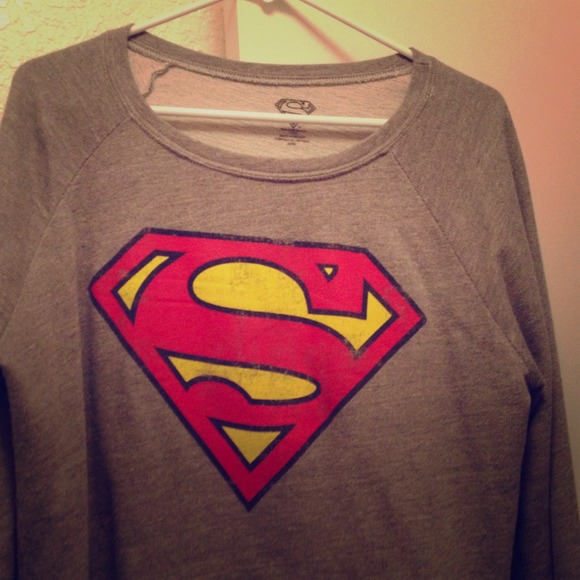 ✨SOLD✨Superman crew neck