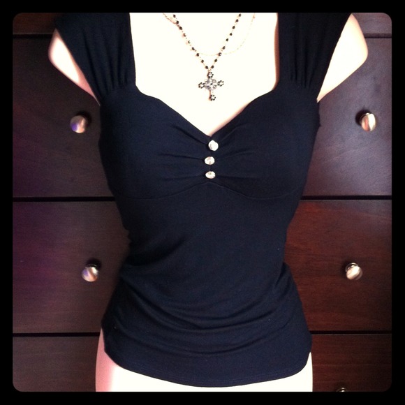 🌈Sold🌺Cute top size M🌺