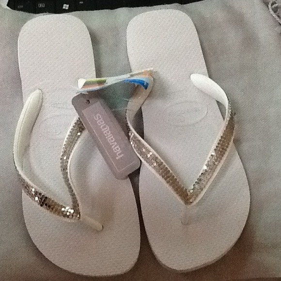 SOLD-Bundled with Tag--Havaianas Metal Mesh