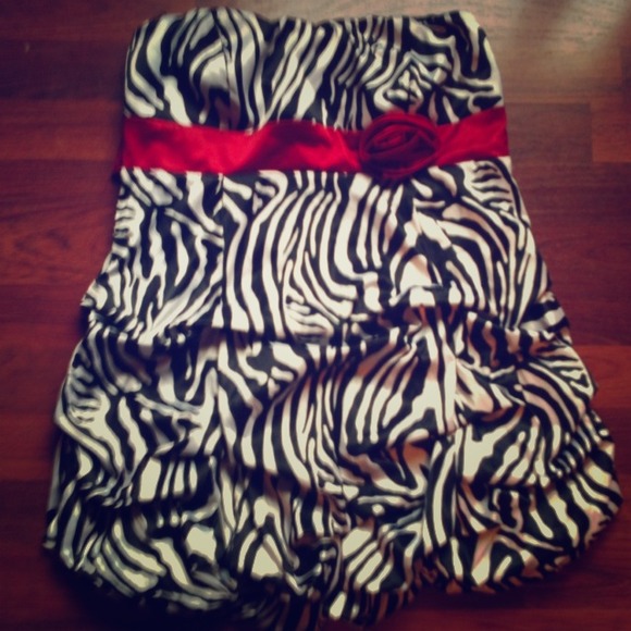 **Hold for @redneckogal Dress and skirt