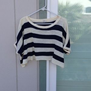💕SOLD💕Navy and Cream Striped Cropped Sweater