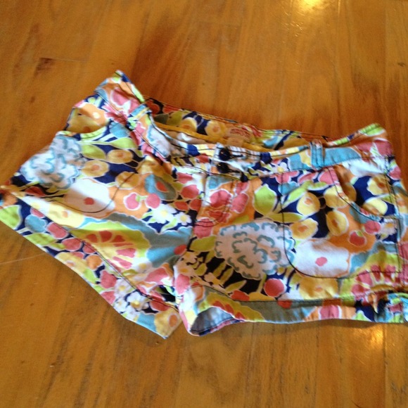 Mossimo floral shorts