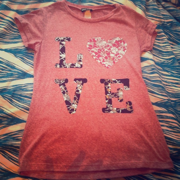 L❤VE