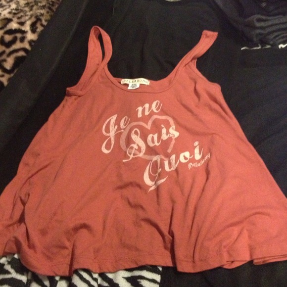 🚫SOLD🚫Cute billabong shirt :)