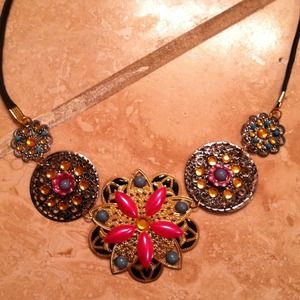 NWT Gorgeous Kirra Pacsun Necklace