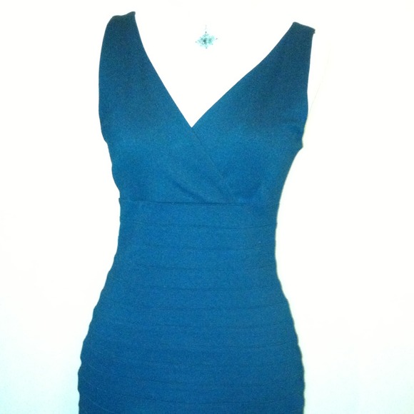 🎀REDUCED🎀Express bandage dress