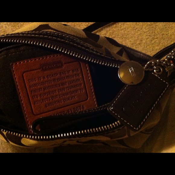 Sold!!---Coach purse! - Picture 3 of 4