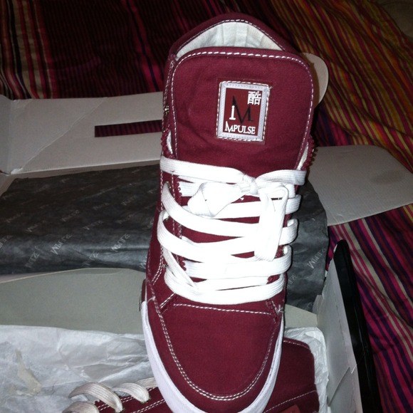 ***Impulse men shoes