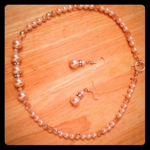 Pearl necklace with matching earrings