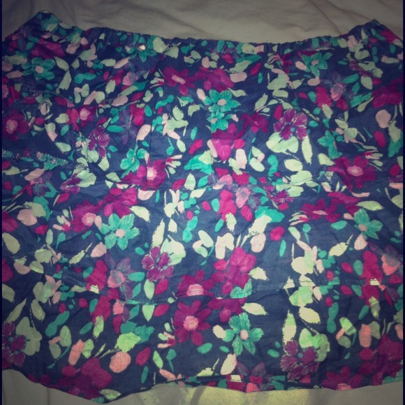 Aeropostale Layered Floral Skirt