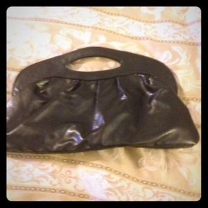 Faux leather clutch purse with handle, in black😍