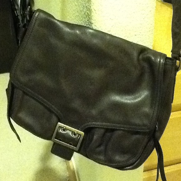 Sale!! Banana Republic passenger bag-dark brown