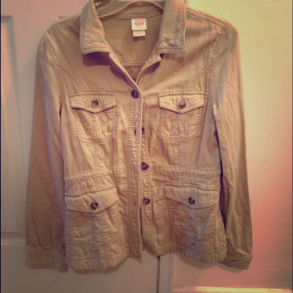 Collared button down - Picture 1 of 1