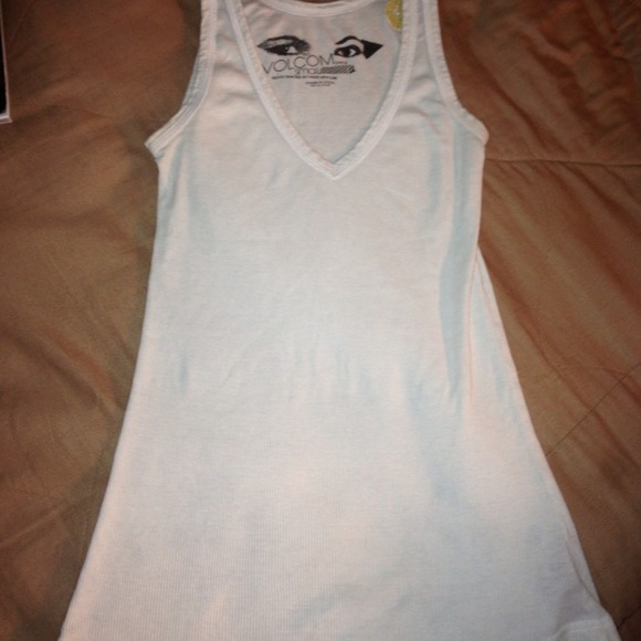 ••TRADED••Volcom Tank Top