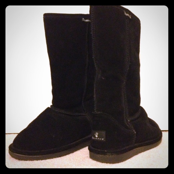 * Reduced! *Black Bear Paw Boots...Worn 2 times