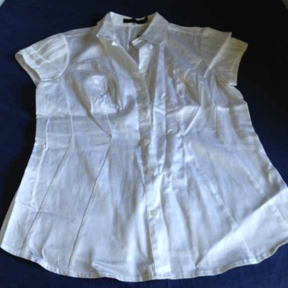 White dress shirt