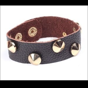 🎀SOLD🎀Black genuine bracelet with gold studs