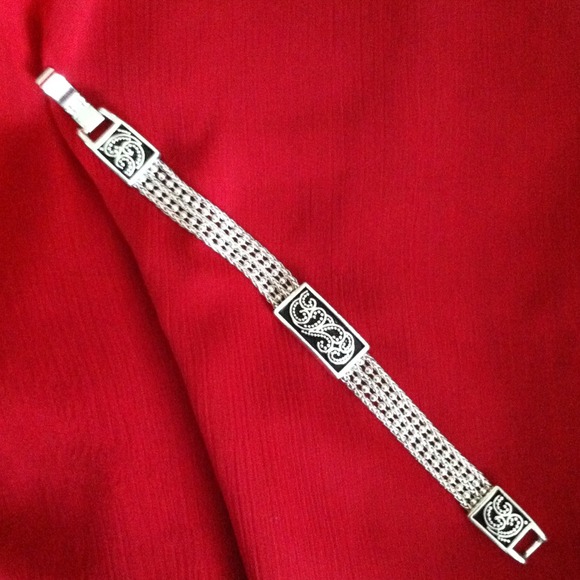 Silver&black bracelet