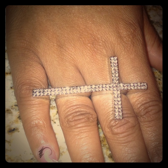 Big 2 finger ring - Picture 1 of 2