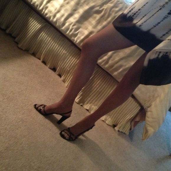 Dolce & Gabbana Sexy Classic Sling Back Heel - Picture 5 of 8