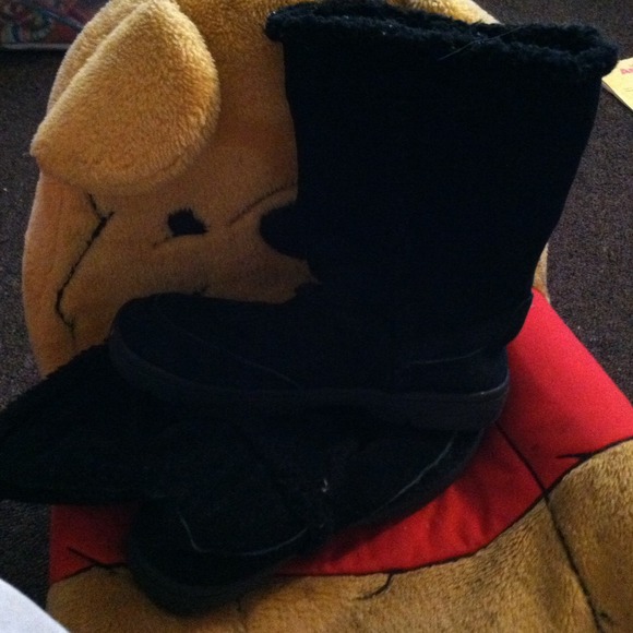 Black boots