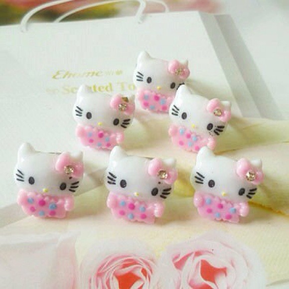 Hello kitty ring 🔴SALE🔴 price is for all 6 rings - Picture 1 of 2