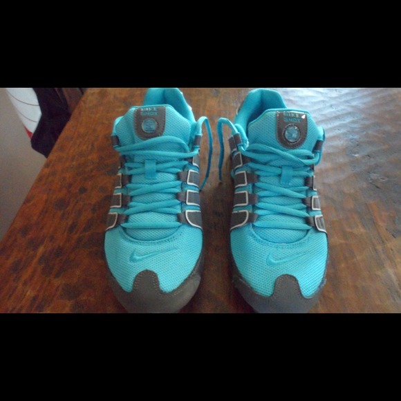 Nike Shox NZ SI Women's Running Shoes