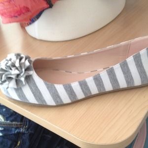 Brand new grey and white flats