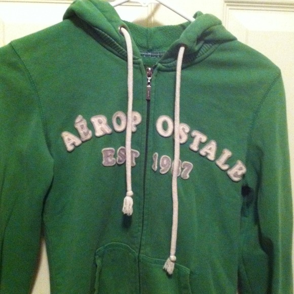 💙Traded💙Green aero hoodie, zip up
