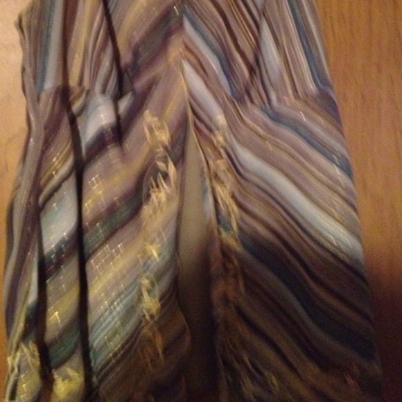 CUTE DRESS TOP $5 - Picture 2 of 4