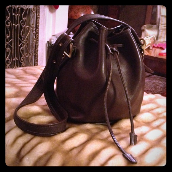 COACH vintage brown leather drawstring bucket bag.