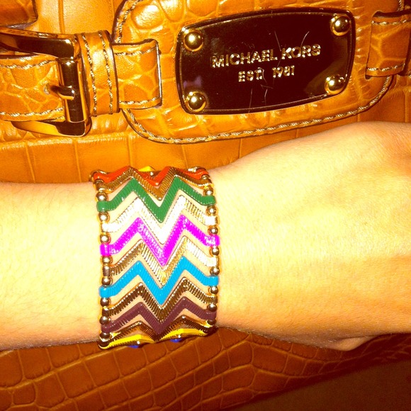 Bundle for @jeanie52 Bracelet/necklace and bracelet