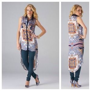 Neo Paisley Print Hi-Lo Blouse