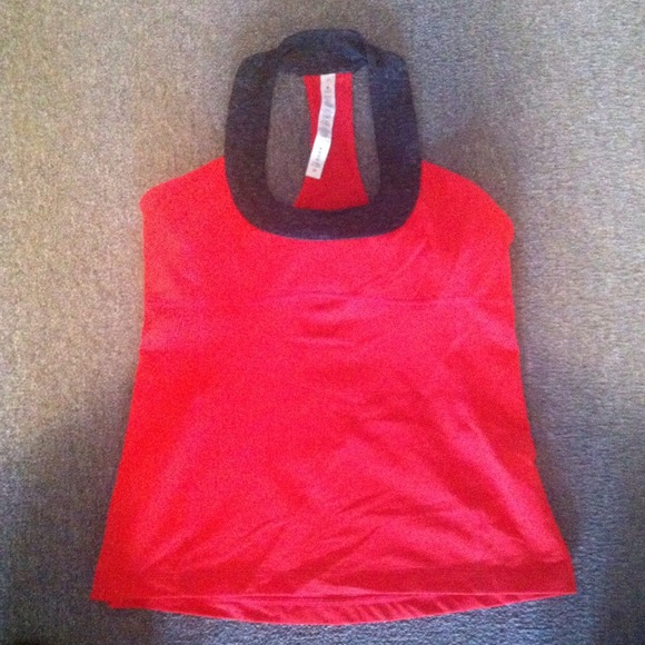 🎀...Reserved...🎀New with out tags lululemon tank