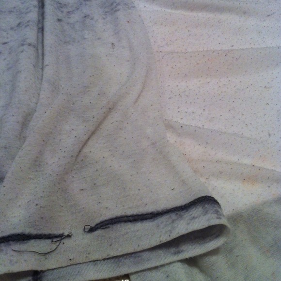 😡😡😡 this is the quality berlynnle sells!😡😡😡 - Picture 2 of 4