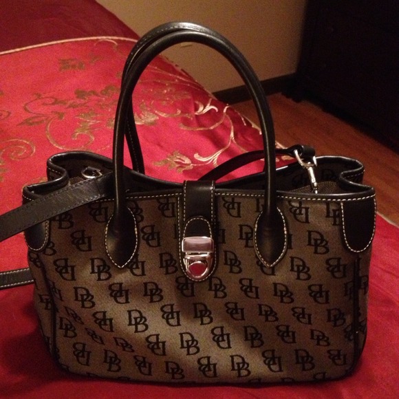 Authentic Dooney & Bourke purse.