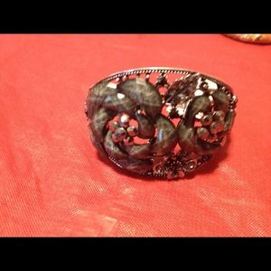 Antique Grey/Black Bangle