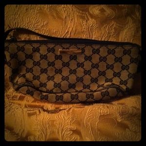 **RESERVED for @budgirl Authentic Gucci handbag
