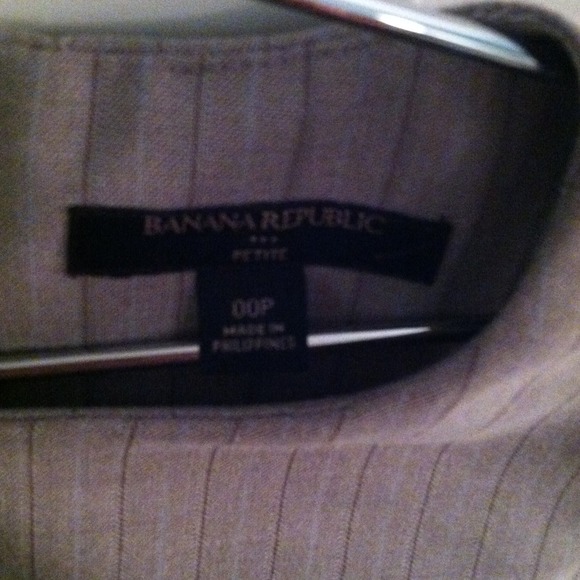 Sold in bundle for @gnbrown Gray shift dress - Picture 2 of 4