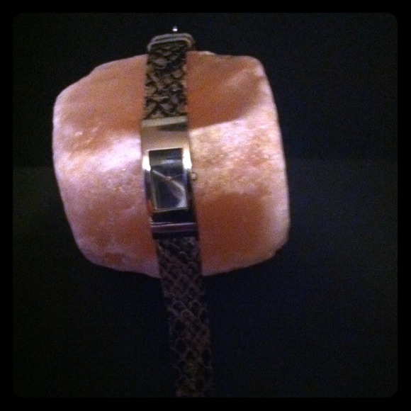 Guess watch - Picture 1 of 2
