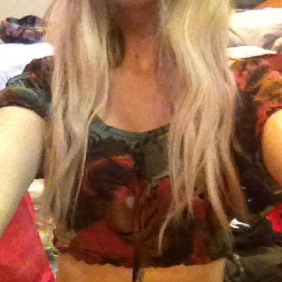 short sleeve crop top - Picture 1 of 3