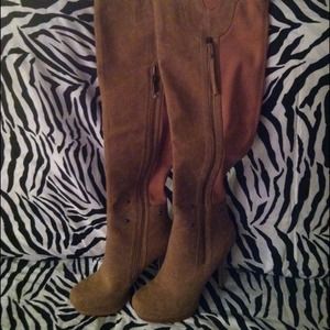 🎀REDUCED🎀   Steve Madden beige suede boots