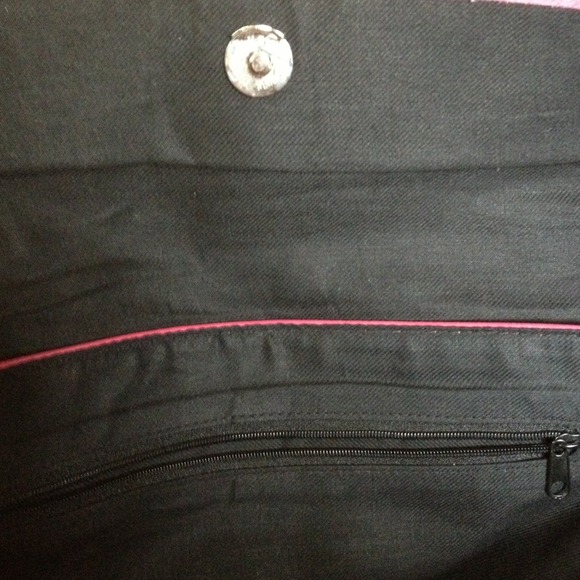 Sold in bundle - Picture 2 of 3