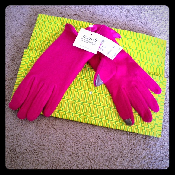 nordstrom Accessories - Brand new Touch Gloves