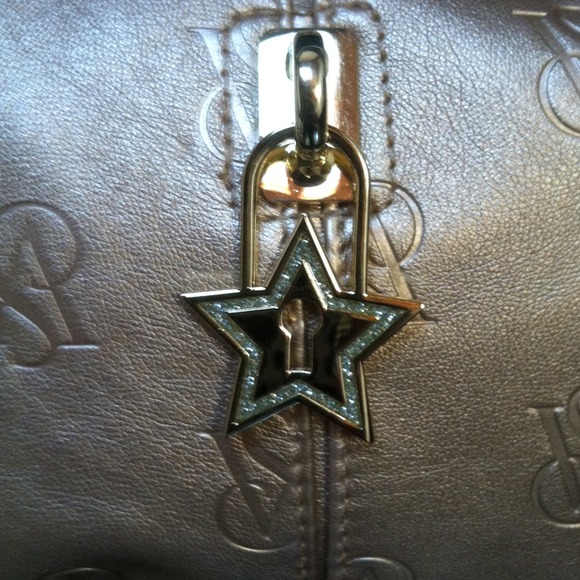 ❌Sold❌Victorias Secret Gold purse