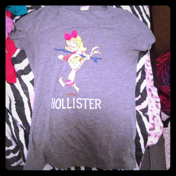 Hollister shirt