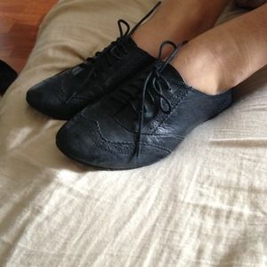 Steve Madden Shoes - Steve Madden black oxfords 7.5 Steve Madden Shoes - Steve Madden black oxfords 7.5