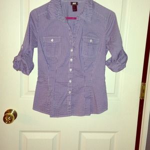 Blue w white stripes. Fitted.