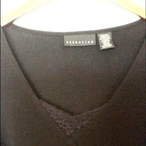 SALE!🎶!ATTENTION BLACK DRESS🎶 - Picture 3 of 4